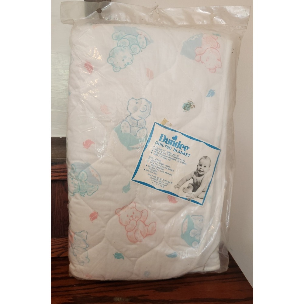 NOS DUNDEE Babies Quilted Blanket NEW Vintage Made in USA 36x43 Unisex Baby